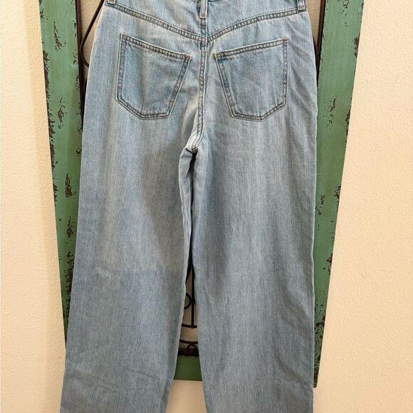 Universal Thread light washed denim wide leg jean. Size  25/L. NET - Picture 8 of 11